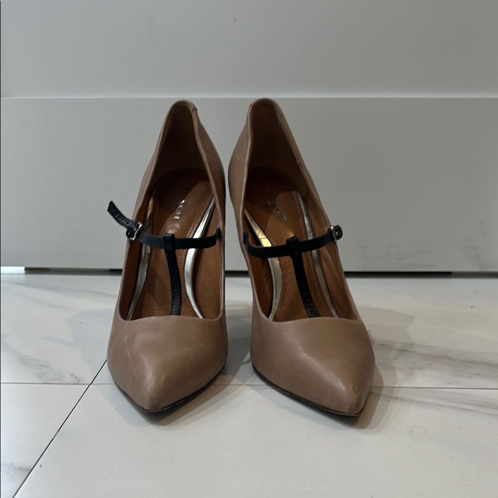Coach Tan and Black Women's Heels